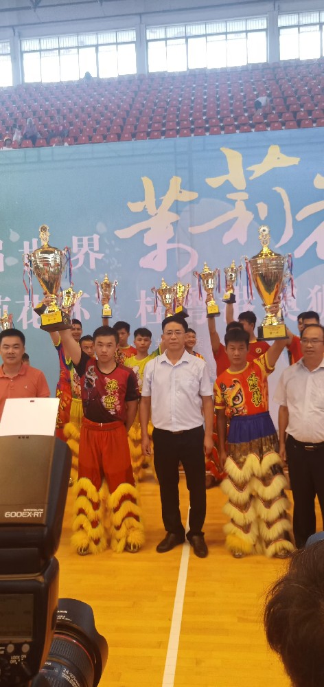 横州市茉莉花桂粤港澳狮王争霸